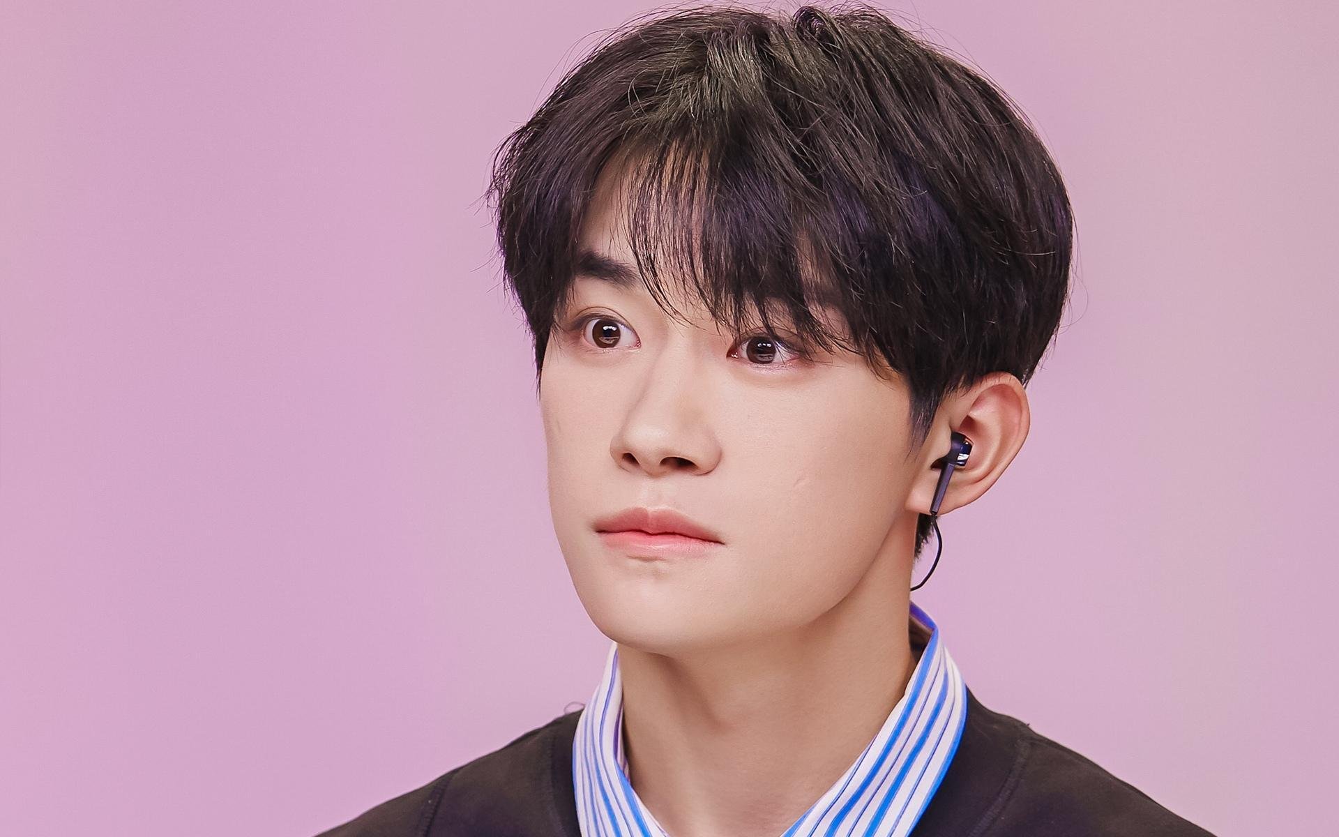 上海申花队换帅：博阿斯卸任，曹阳接任，上海申花的队员