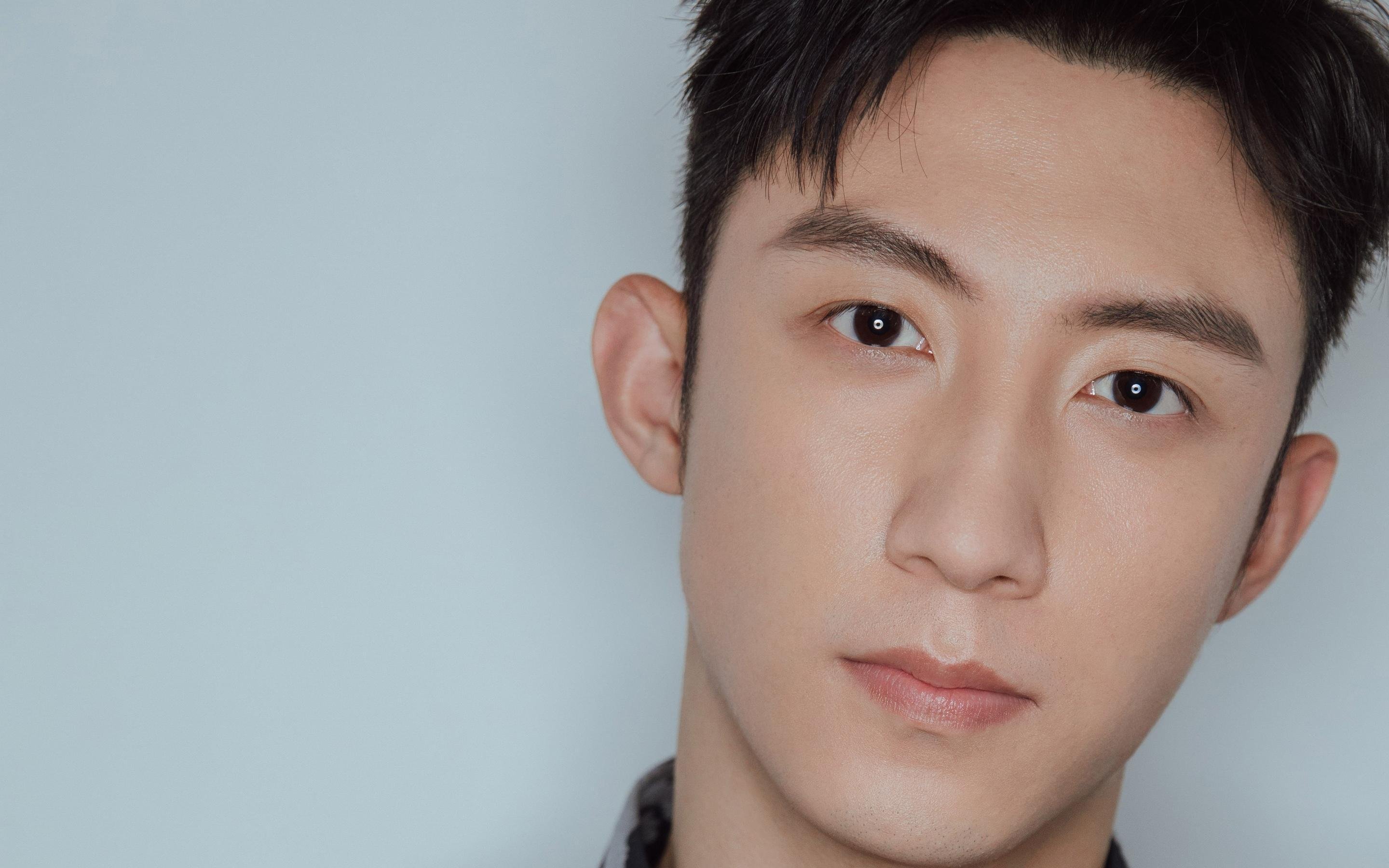 爱游戏体育-切尔西反击犀利，战术变化令人瞩目，切尔西战术打法