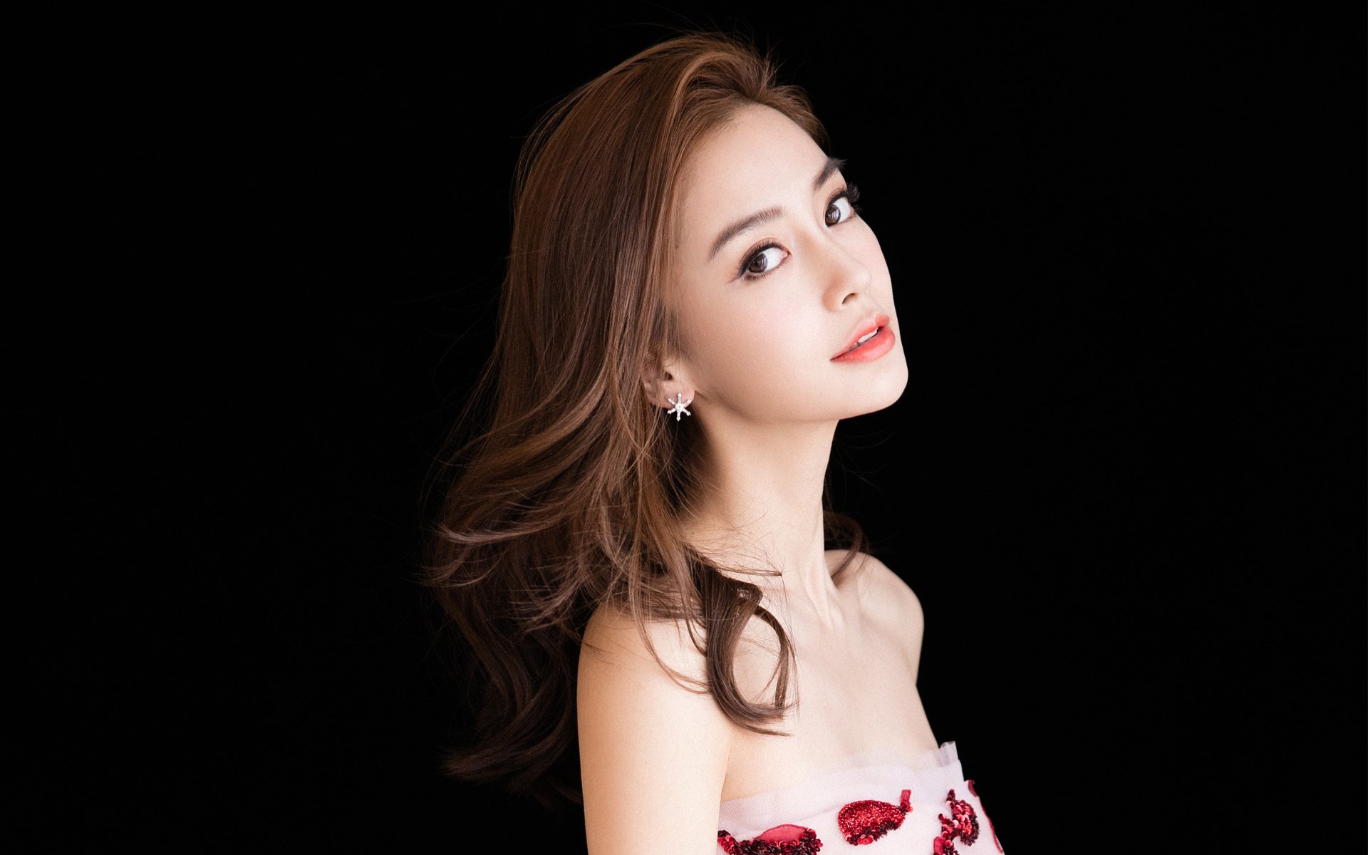 CBA赛季转会市场活跃 球员流动频繁，cba球员转会制度