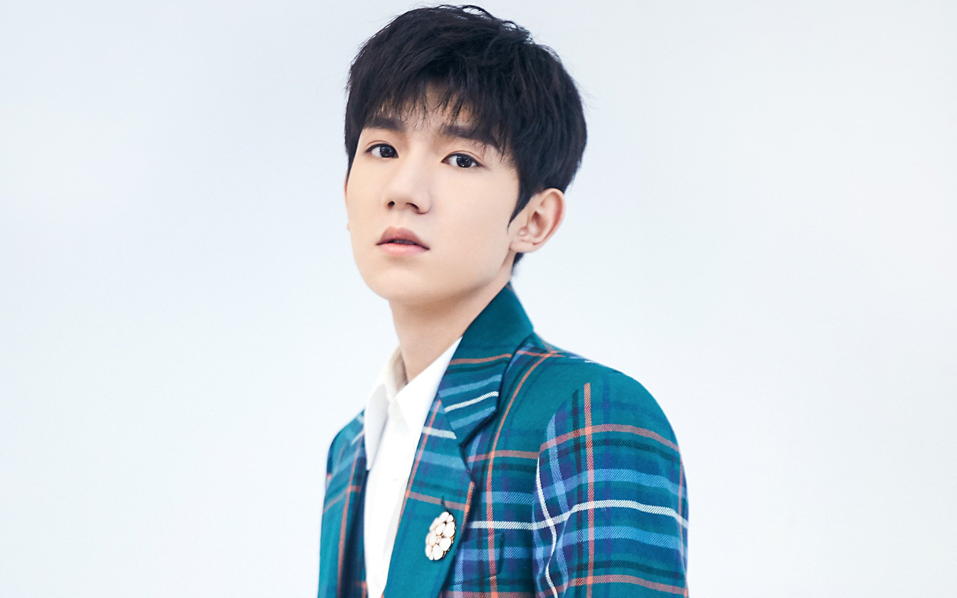 爱游戏平台-中立B男队在冲刺段更具攻击性，中立球员