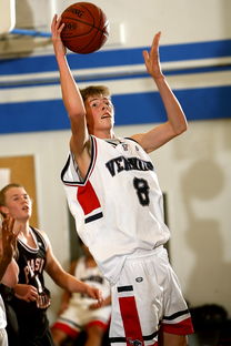 爱游戏下载-各大豪门主帅战术风格全面对比，各大豪门球衣